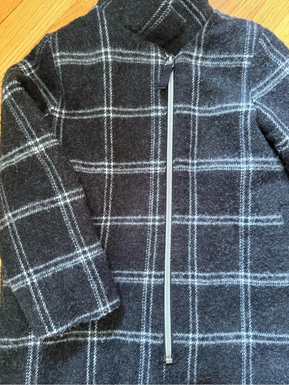 Old Navy listing included